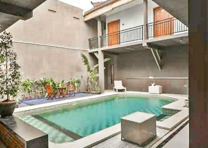Bali 4 Pensión Seminyak