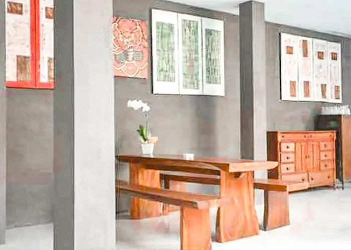 Bali 4 2* Seminyak